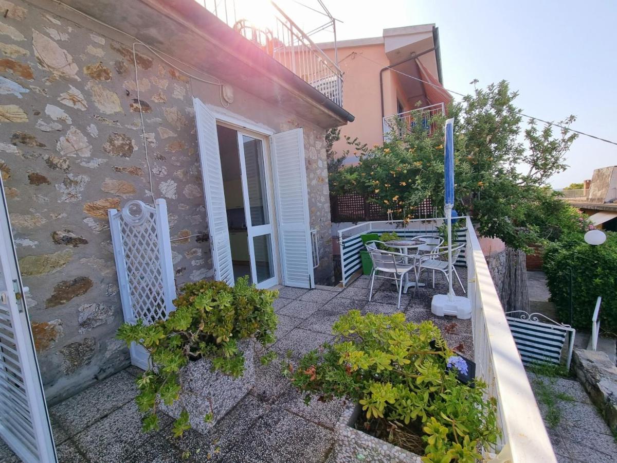 Appartamenti La Terrazza Sulle Ghiaie - Goelba Portoferraio Extérieur photo