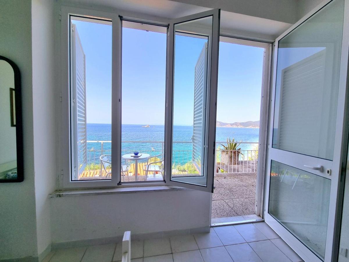 Appartamenti La Terrazza Sulle Ghiaie - Goelba Portoferraio Extérieur photo