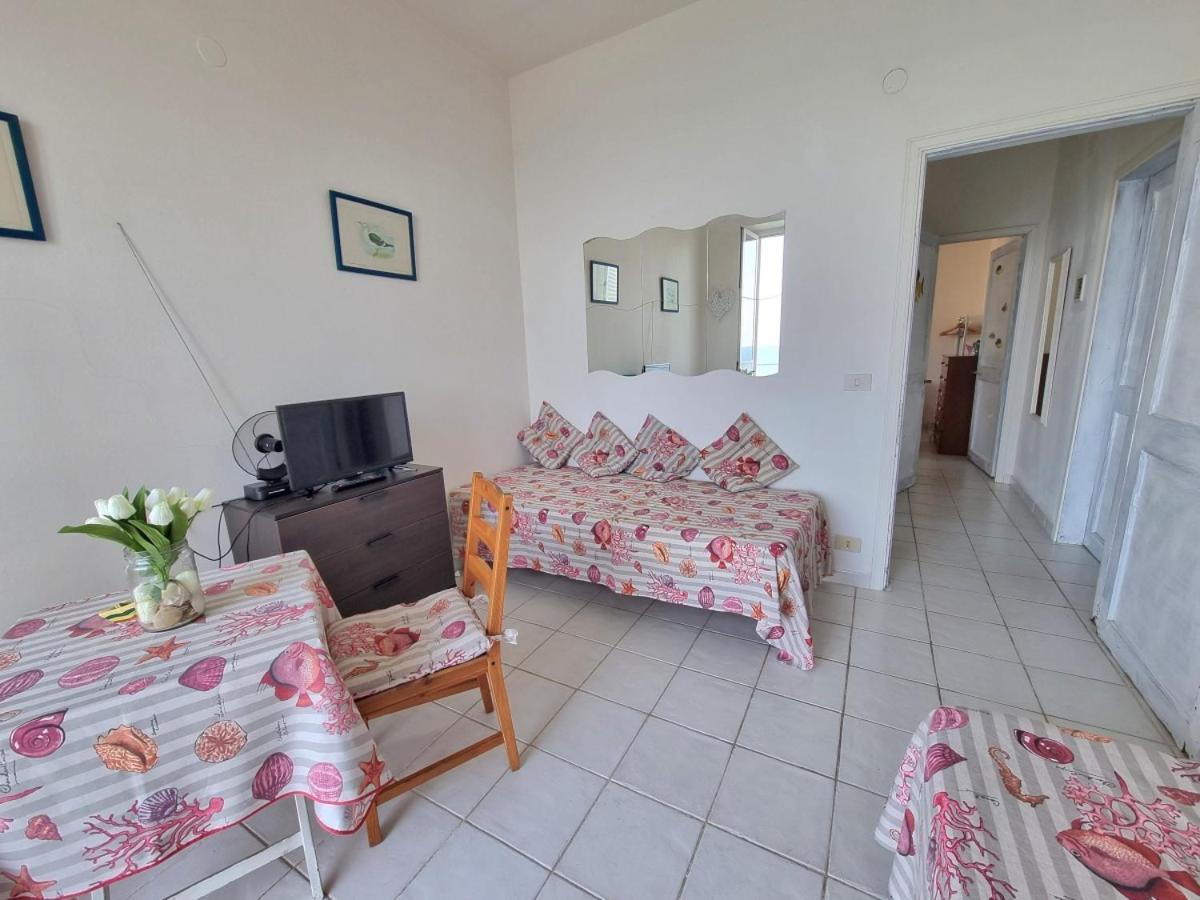 Appartamenti La Terrazza Sulle Ghiaie - Goelba Portoferraio Chambre photo