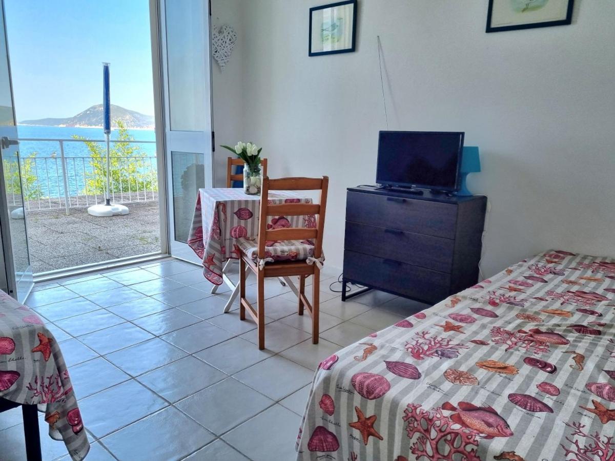 Appartamenti La Terrazza Sulle Ghiaie - Goelba Portoferraio Chambre photo